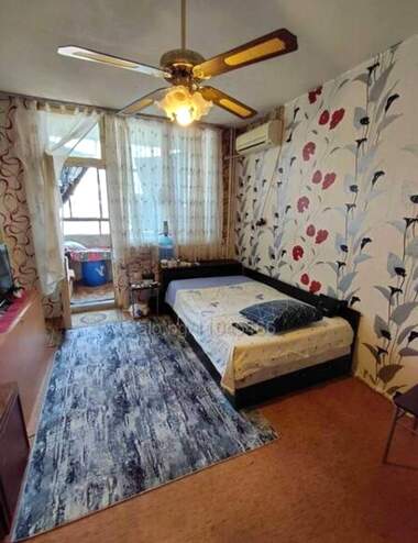Vânzare - Apartament în Hale,  Iambol