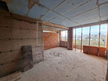 For sale - Apartment in Komatevsko shose,  Plovdiv