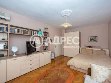 Vânzare - Apartament în Hristo Smirnenski,  Plovdiv