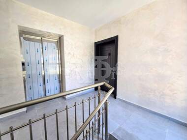 Vânzare - Apartament în Vinița,  Varna