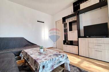 Продажба - Апартамент в Тракия,  Шумен