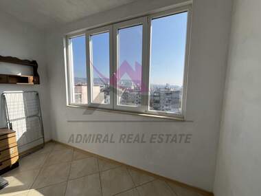Închiriere - Apartament în Țveten kvartal,  Varna