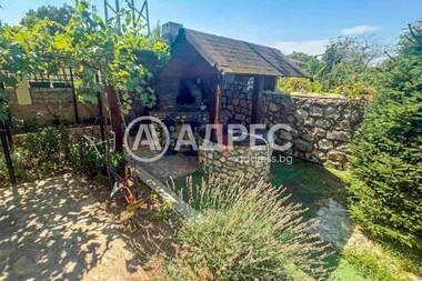 For sale - House in Borovec - Iug,  Varna