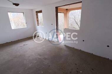 For sale - House in Yunets,  Varna