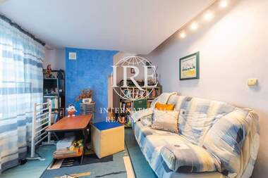 Verkauf - Wohnung in Sportna zala,  Warna