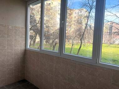 Продажба - Апартамент в Тракия,  Пловдив