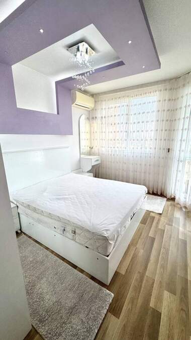 Închiriere - Apartament în Slaveîkov,  Burgas
