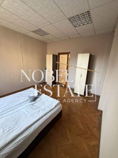 Продажа - Квартира в Център,  Бургас