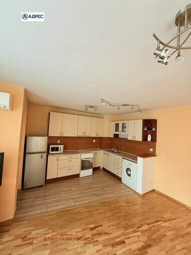 Miete - Wohnung in Ideal City Center,  Pleven