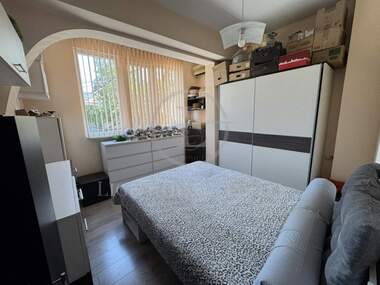 For sale - Apartment in Kiuchuk Parij,  Plovdiv