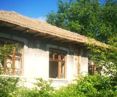 For sale - House in Lom Cherkovna,  Ruse