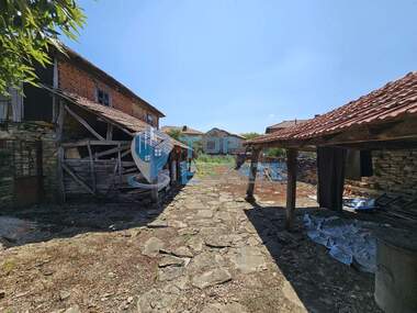 For sale - House in Burya,  Gabrovo