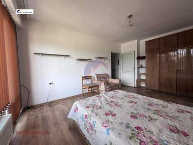 Verkauf - Wohnung in Kwartal 72,  Wraza