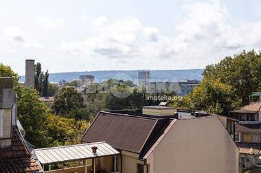 For sale - Apartment in Okrajna bolnica - Generali,  Varna