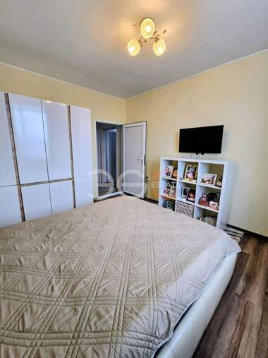Продажба - Апартамент в Спортна зала,  Варна