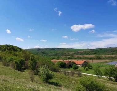 For sale - Building in Ostrica,  Ruse