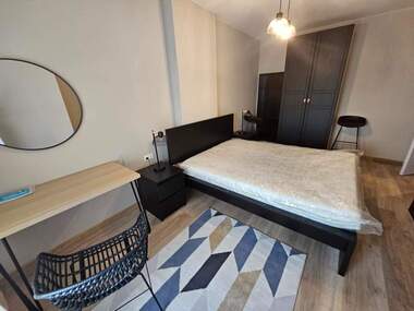 Închiriere - Apartament în Hristo Smirnenski,  Plovdiv