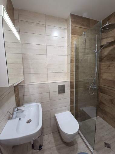 Închiriere - Apartament în Ideal City Center,  Pleven