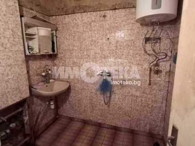 For sale - Apartment in Kiuchuk Parij,  Plovdiv