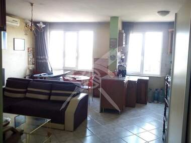 Vânzare - Apartament în Oboriștie,  Sofia