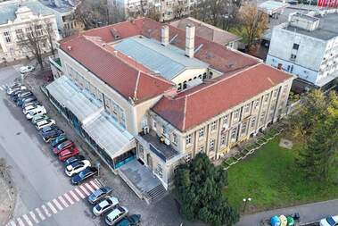 Kira - Bina olarak Center,  Ruse