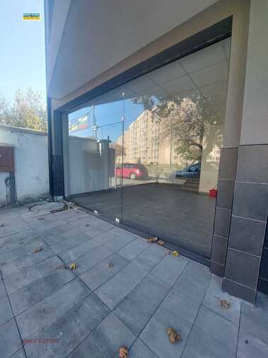 Ενοίκιο - Κατάστημα/Γραφείο/Κομμωτήριο/Οδοντιατρείο σε Център,  Пазарджик