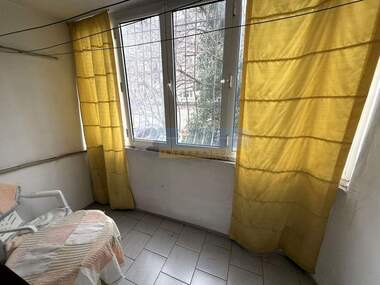 Продажба - Апартамент във Възраждане,  Бургас