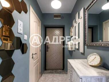 Vânzare - Apartament în Center,  Varna