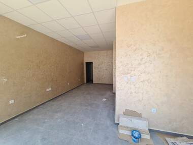 Miete - Laden/Büro/Lager/Schönheitssalon in Lüben Karawelow,  Haskowo