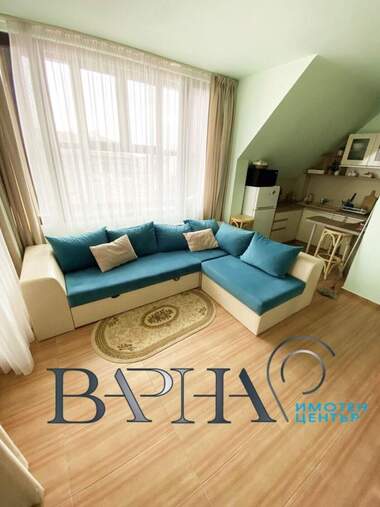 Наем - Апартамент в Център,  Варна