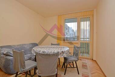 For rent - Apartment in Zimno kino Trakia,  Varna