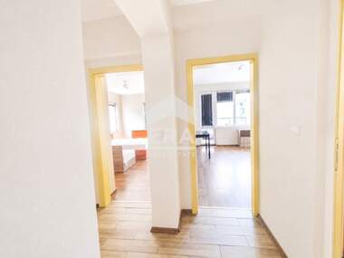 Închiriere - Apartament în Țentăr,  Haskovo