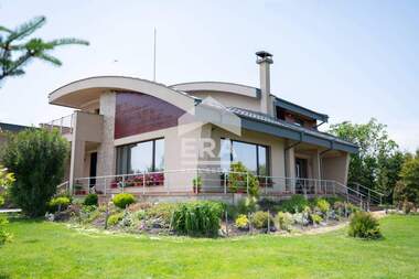 For sale - House in Stamboliyski,  Haskovo