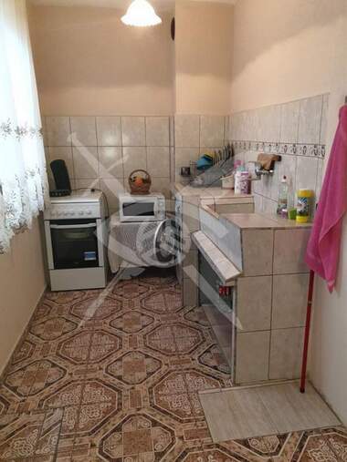 Închiriere - Apartament în Vladislavovo,  Varna