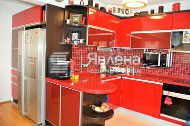 Продажба - Апартамент в Поморие,  Бургас