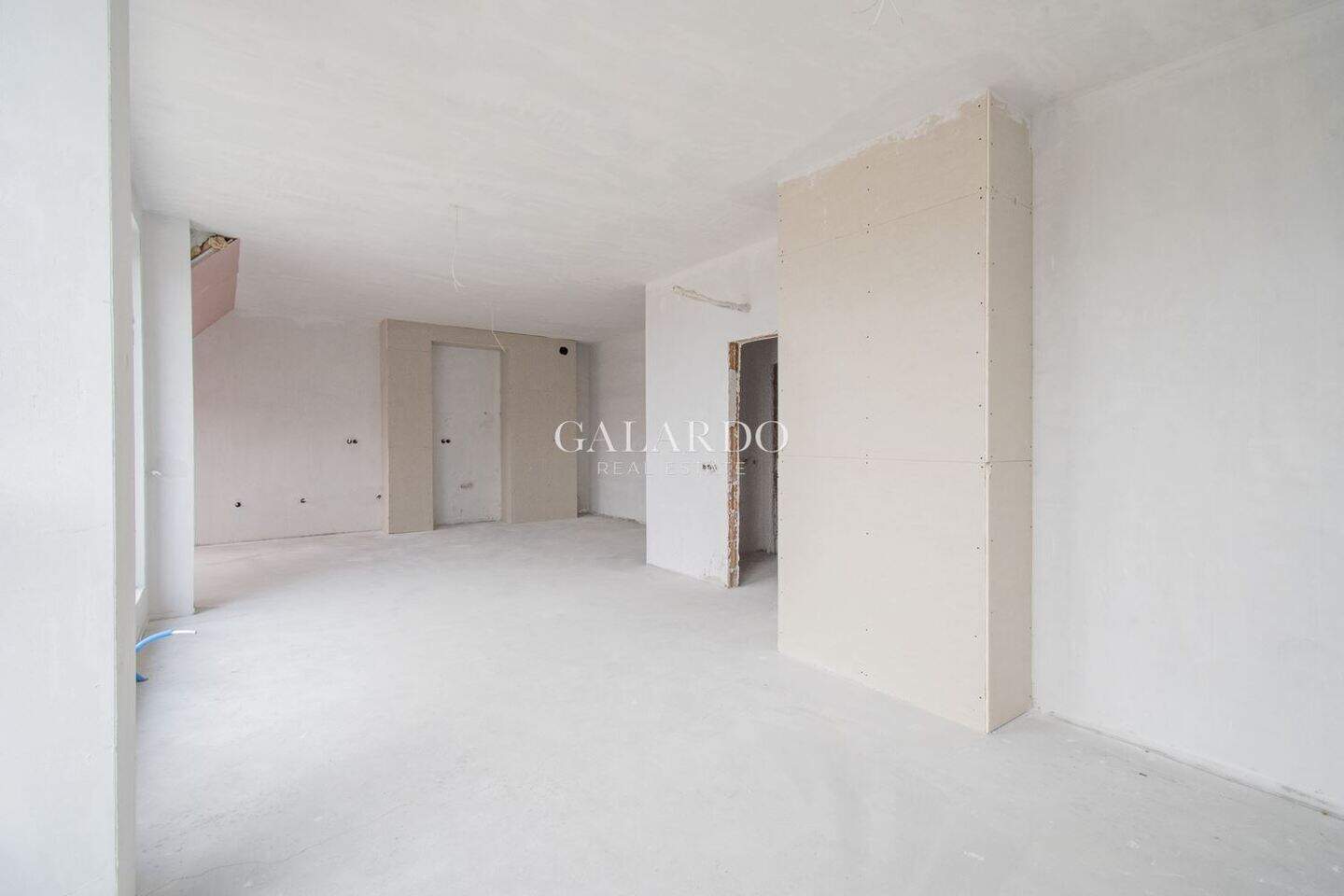 Cu patru camere Apartament în Lozeneț, Sofia – fotografia 3