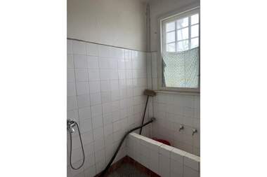 Продажба - Апартамент в Изток,  Търговище