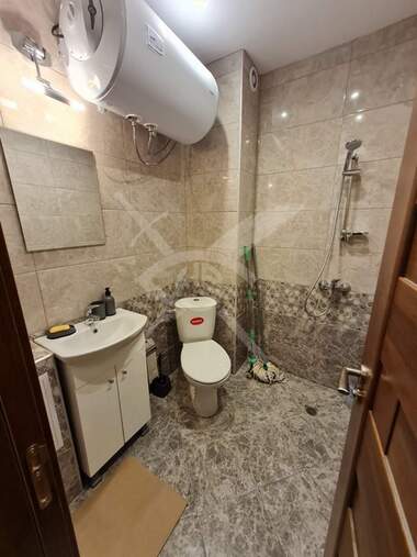 Închiriere - Apartament în Zimno kino Trakia,  Varna
