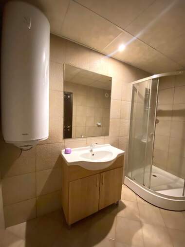 Închiriere - Apartament în Slaveîkov,  Burgas