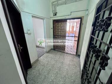 For sale - Office/Storage/Dental office in Center,  Haskovo