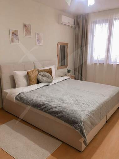 Închiriere - Apartament în Okrăjna bolnița - Generali,  Varna
