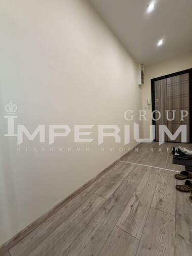 Închiriere - Apartament în Kazașko,  Varna