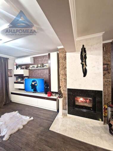 For sale - Apartment in 9-ti kvartal,  Pleven