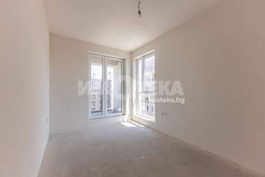For sale - Apartment in Vazrajdane 2,  Varna