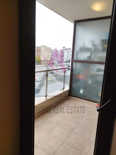 For rent - Apartment in Konfuto,  Varna