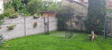 For sale - House in Nadejda 2,  Sofia