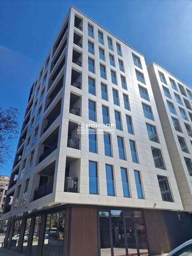 Vânzare - Apartament în Kărșiaka,  Plovdiv