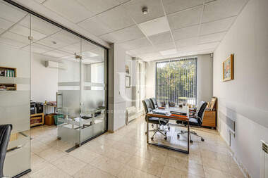 Vânzare - Birou în Lozeneț,  Sofia