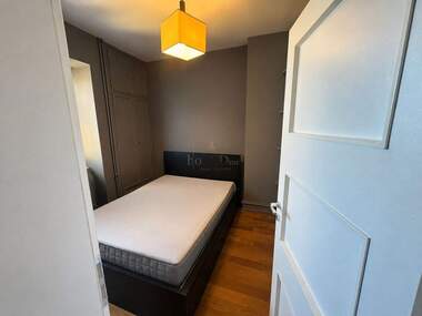Kira - Apartman olarak Oborishte,  Sofia