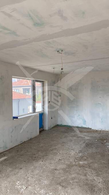 Satış - Apartman olarak Aytos,  Burgas